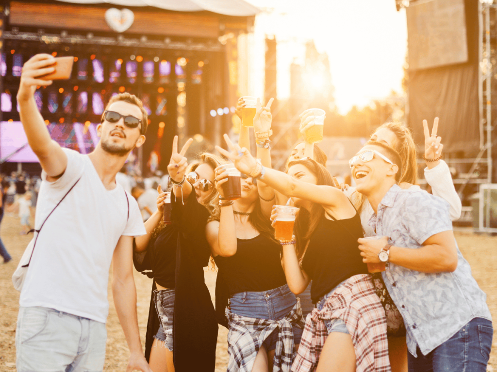 Groupje Jongeren op Solar Festival 2024, Jongerenvakantie