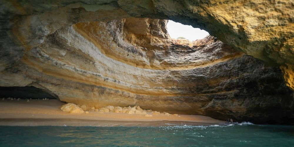 Grotten van Beangil in Algarve