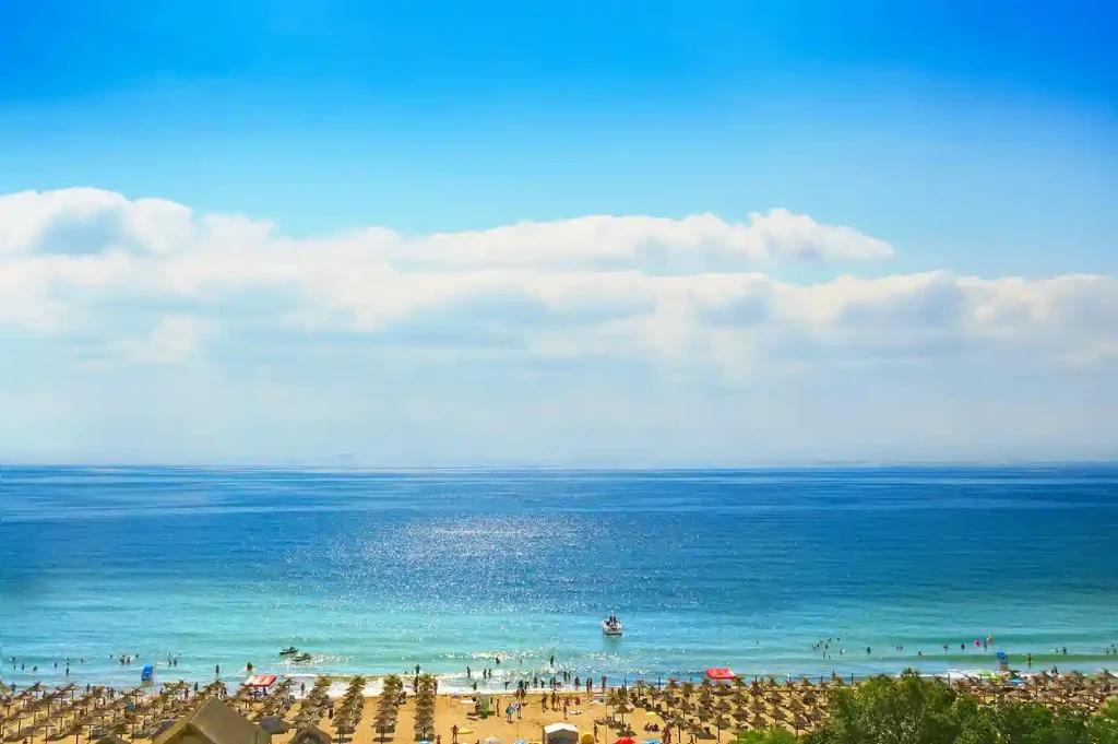 Sunny Beach vs Ibiza vergelijking voor jongeren
